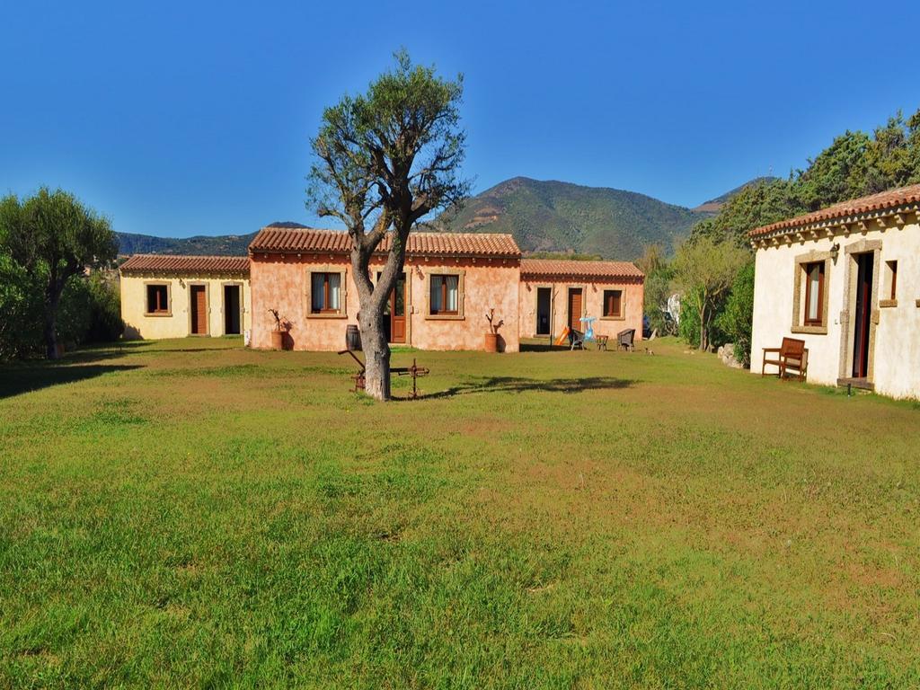 B&B Pubulos Ольбия Экстерьер фото