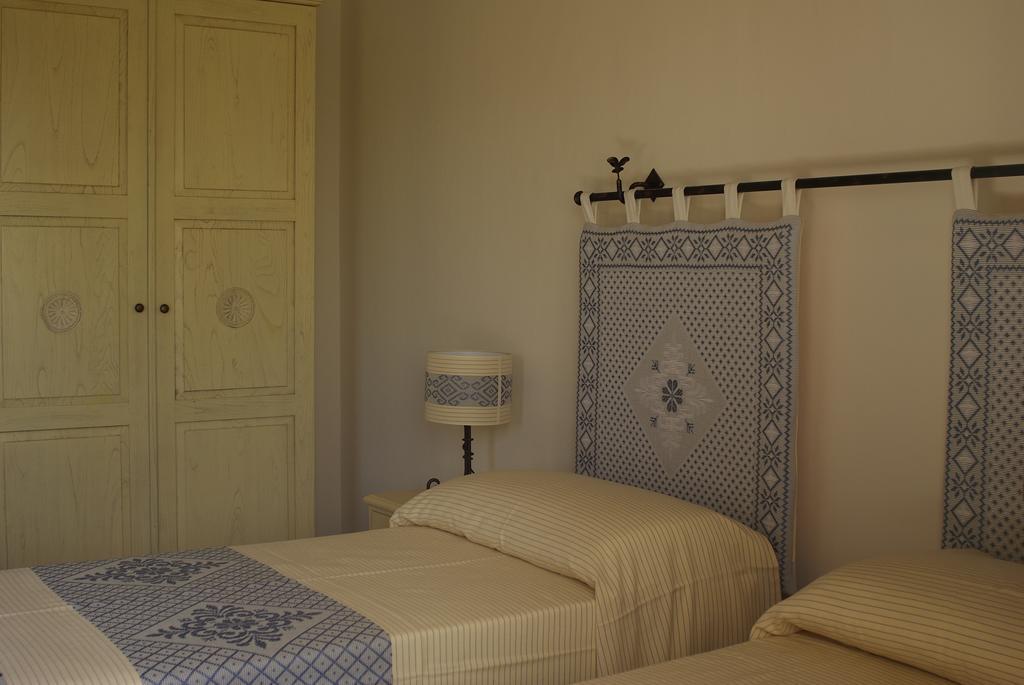 B&B Pubulos Ольбия Экстерьер фото